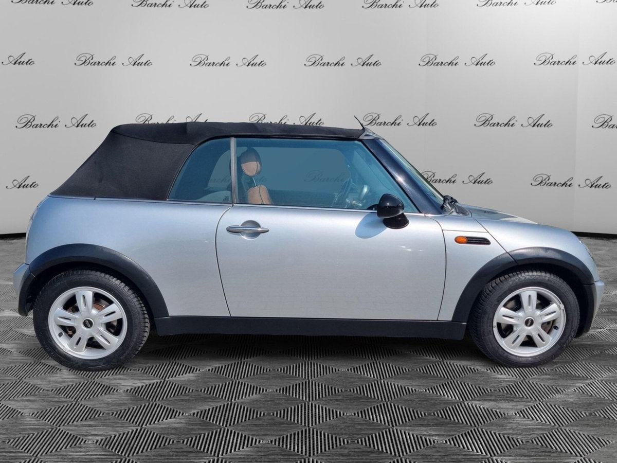 MINI Mini Cabrio 1.6 16V One Sidewalk Cabrio (4)