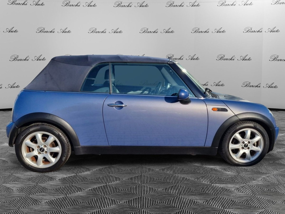 MINI Mini Cabrio 1.6 16V Cooper Sidewalk Cabrio (4)