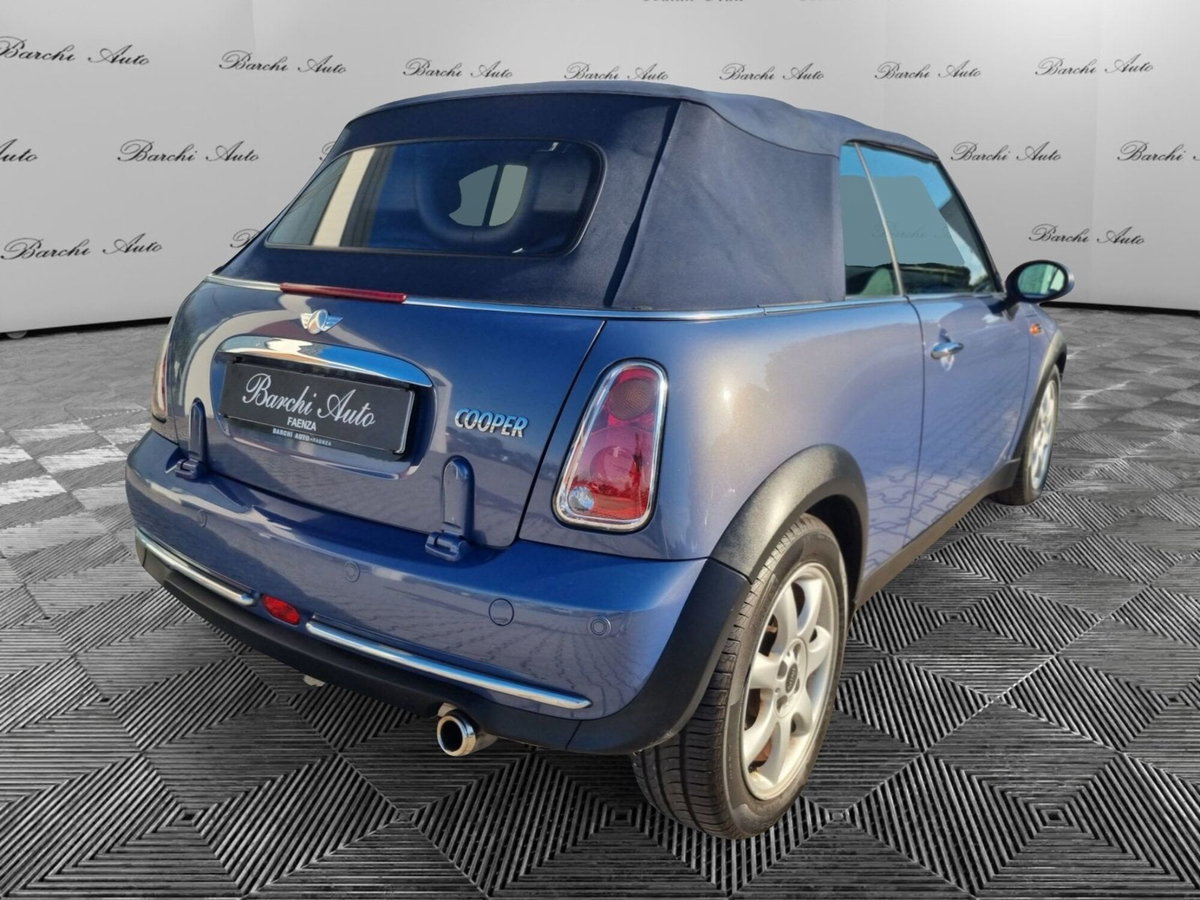 MINI Mini Cabrio 1.6 16V Cooper Sidewalk Cabrio (5)