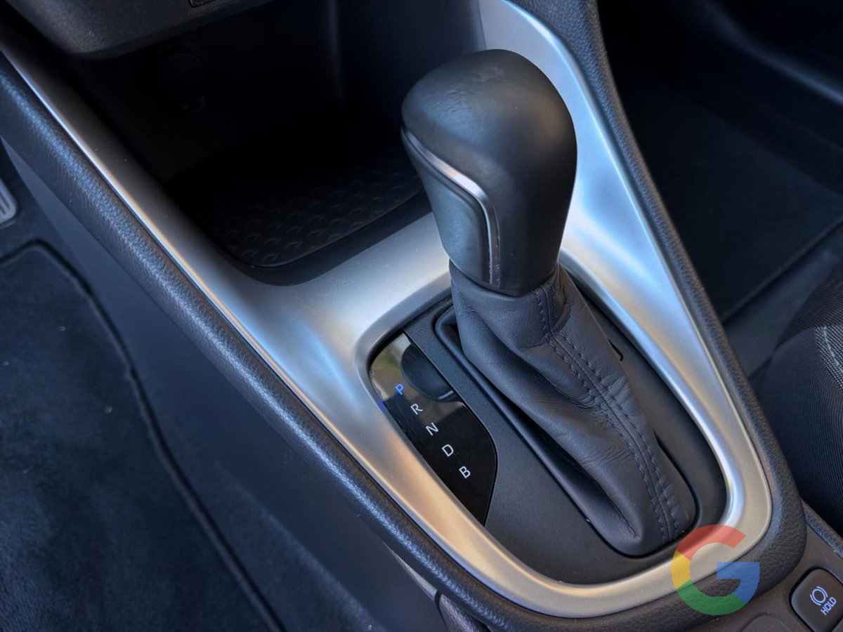 Toyota Yaris 1.5 Hybrid 5 porte Trend (11)
