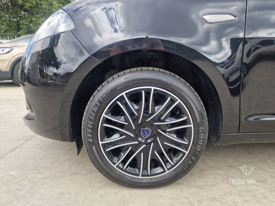 Lancia Ypsilon 1.0 FireFly 5 porte S&S Hybrid Gold Plus (7)