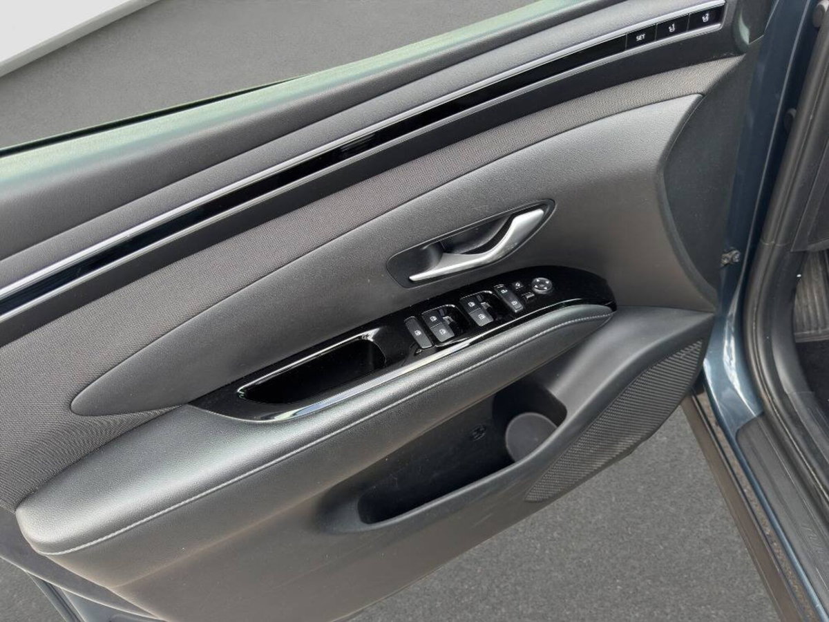 Hyundai Tucson 1.6 phev Exellence 4wd auto (12)
