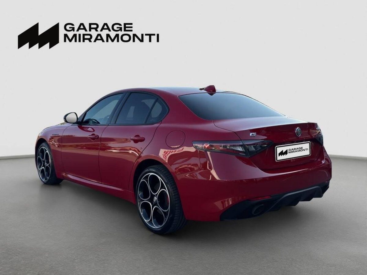 Alfa Romeo Giulia 2.0 t Intensa Q4 280cv auto (4)