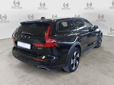 Volvo V60 Cross Country B4 (d) AWD Geartronic Business Pro Line (11)