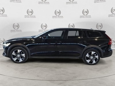 Volvo V60 Cross Country B4 (d) AWD Geartronic Business Pro Line (9)