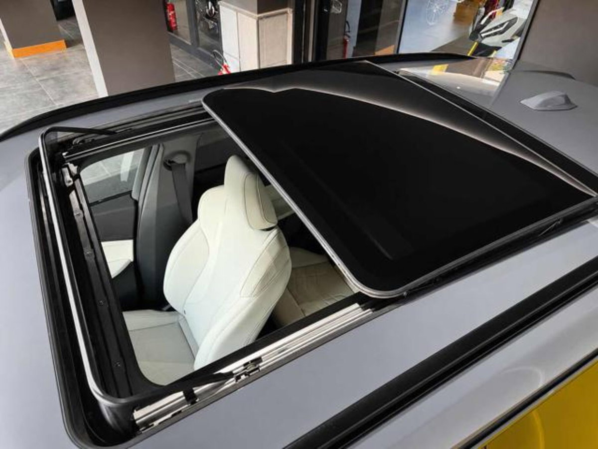 BMW X1 sDrive 18d Msport (6)