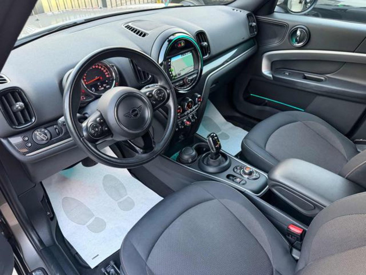 MINI Mini Countryman 1.5 One D Essential Countryman (5)
