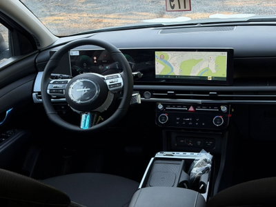 Hyundai Tucson 1.6 hev Business 2wd 239cv auto (8)