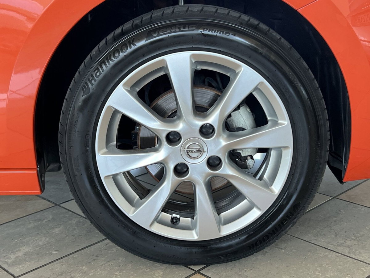 Opel Corsa 1.2 Design & Tech (15)