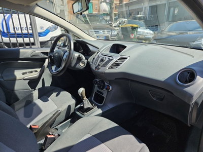 Ford Fiesta 1.4 5 porte Bz.- GPL Titanium (11)