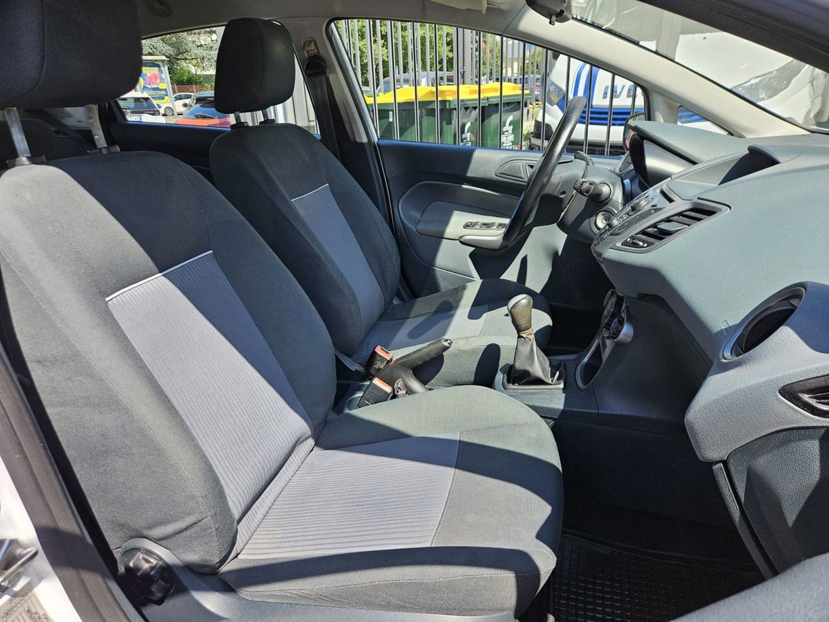 Ford Fiesta 1.4 5 porte Bz.- GPL Titanium (12)