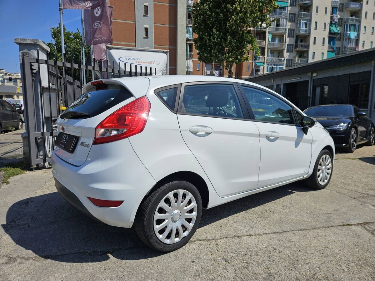 Ford Fiesta 1.4 5 porte Bz.- GPL Titanium (4)