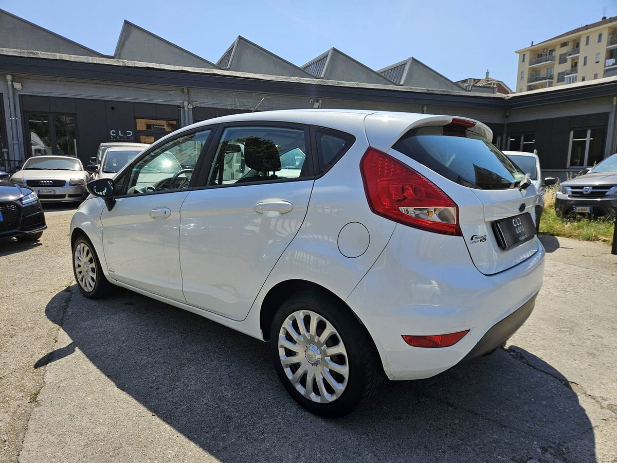 Ford Fiesta 1.4 5 porte Bz.- GPL Titanium (6)