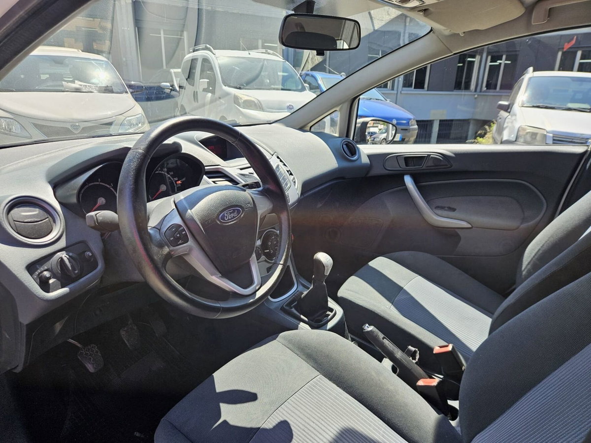 Ford Fiesta 1.4 5 porte Bz.- GPL Titanium (7)