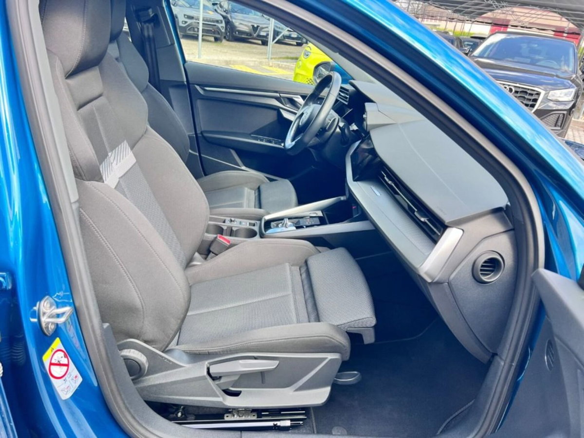 Audi A3 Sportback 30 TDI S tronic Business Advanced (6)
