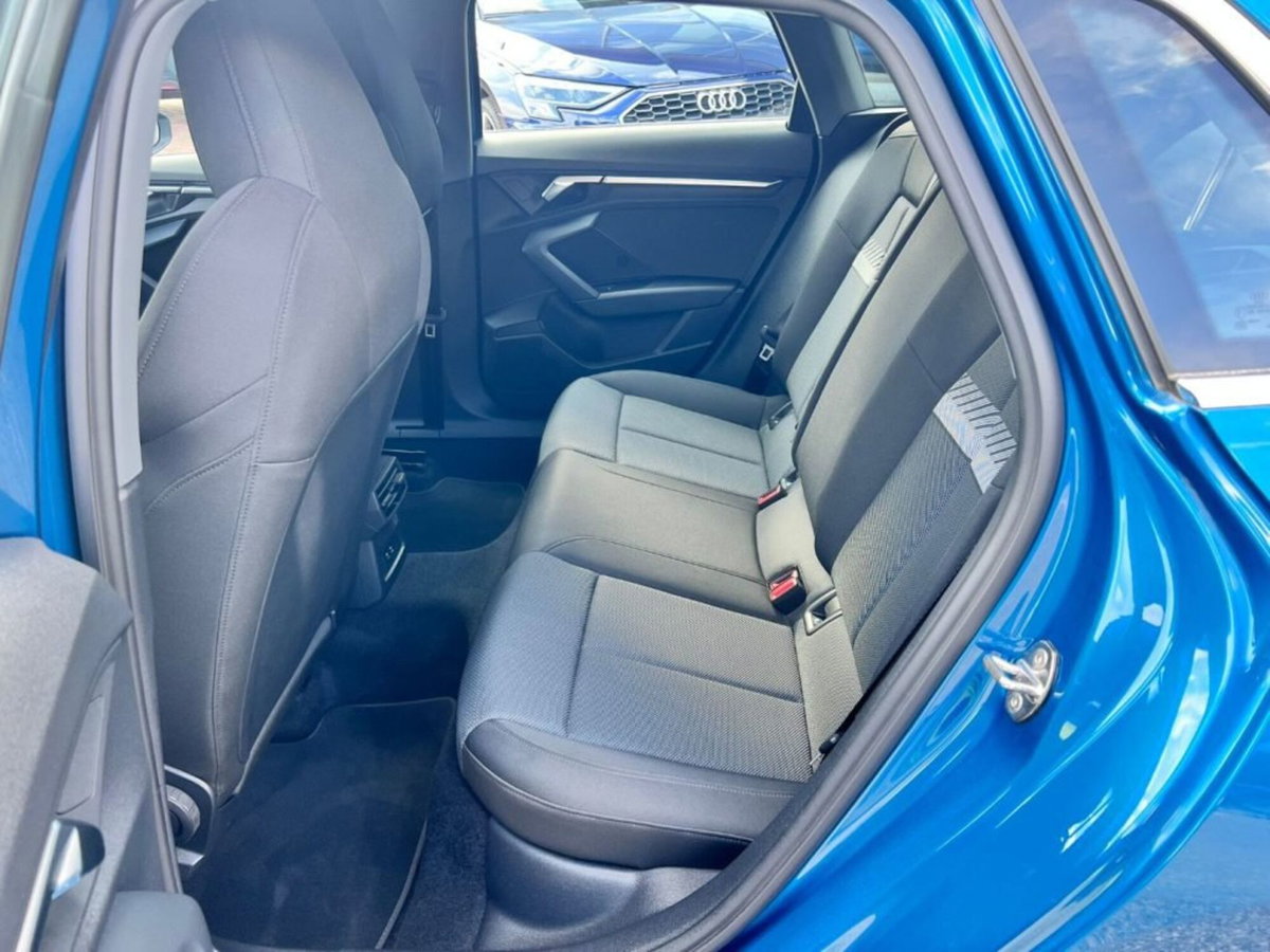 Audi A3 Sportback 30 TDI S tronic Business Advanced (7)