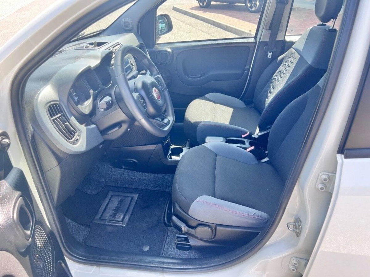 Fiat Panda 1.3 MJT 95 CV S&S 4x4 (5)