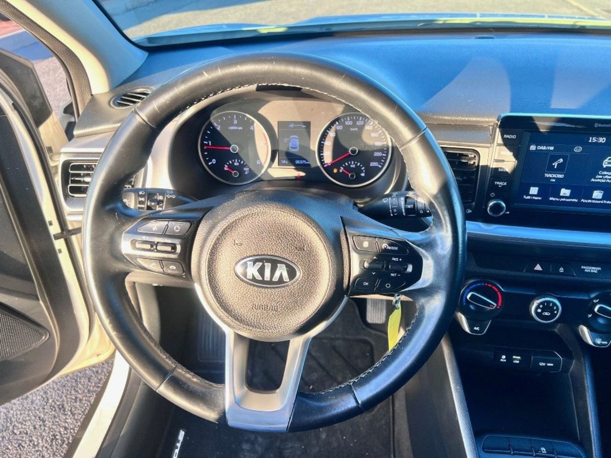 Kia Stonic 1.6 CRDi 110 CV Style (12)