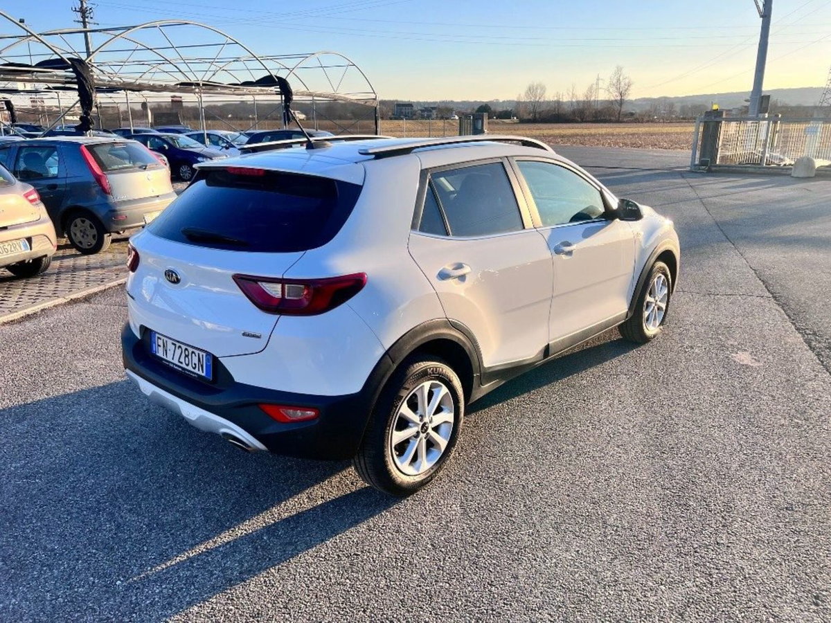 Kia Stonic 1.6 CRDi 110 CV Style (3)
