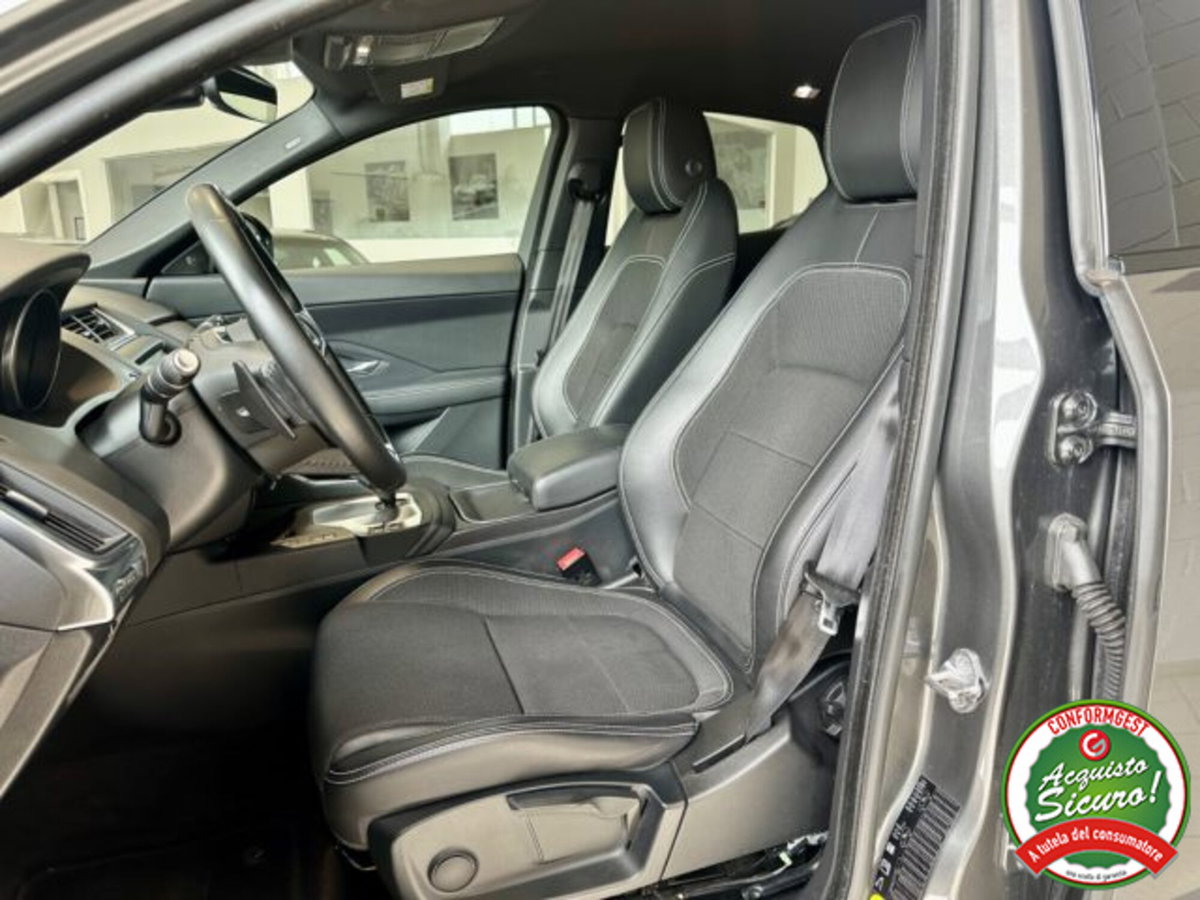 Jaguar E-Pace 2.0D 180 CV AWD aut. R-Dynamic (10)