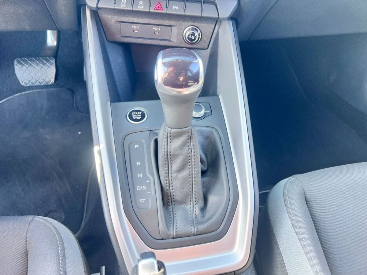 Audi A1 Sportback 30 TFSI S tronic S line edition (11)