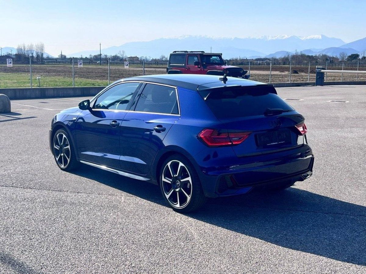 Audi A1 Sportback 30 TFSI S tronic S line edition (4)