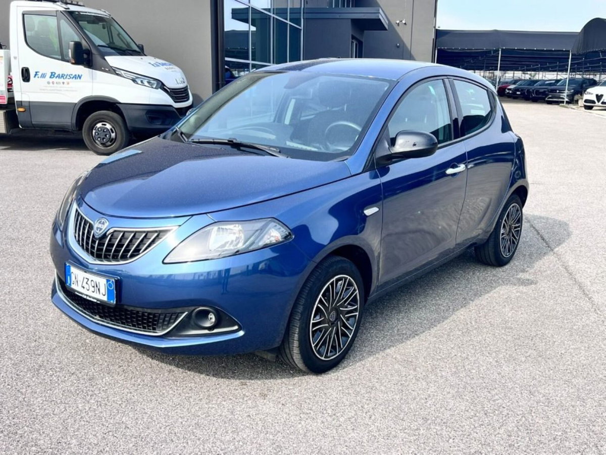 Lancia Ypsilon 1.0 FireFly 5 porte S&S Hybrid Gold Plus