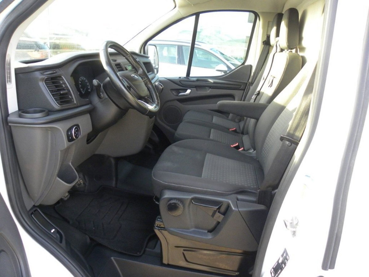 Ford Transit Custom Furgone 300 2.0 TDCi 130 PC Furgone Trend (5)