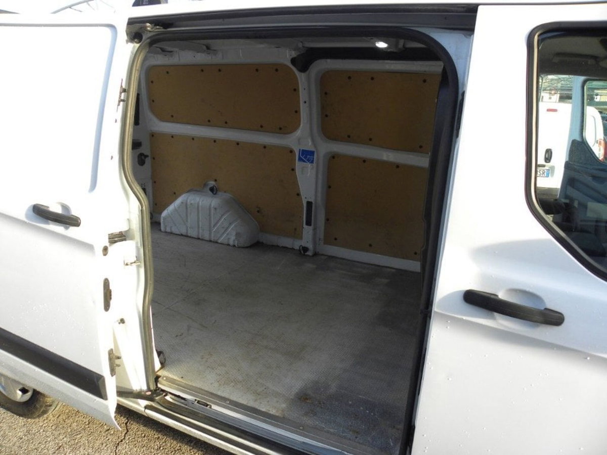 Ford Transit Custom Furgone 300 2.0 TDCi 130 PC Furgone Trend (9)