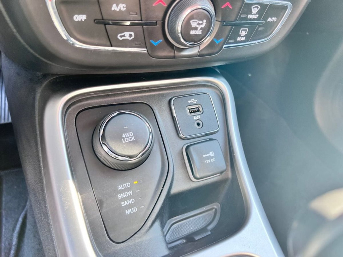 Jeep Compass 2.0 Multijet II aut. 4WD Business (12)