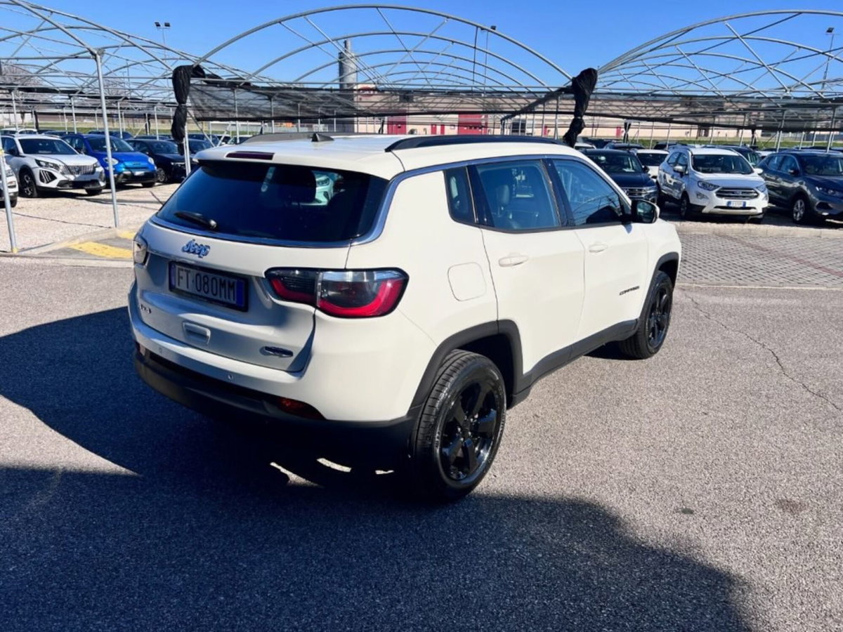 Jeep Compass 2.0 Multijet II aut. 4WD Business (3)