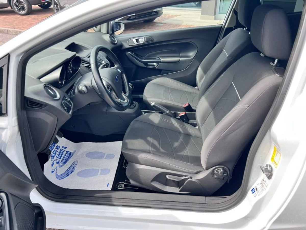 Ford Fiesta Plus 1.2 60CV 3 porte (5)