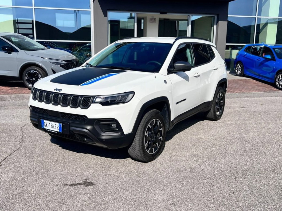 Jeep Compass 1.3 T4 240CV PHEV AT6 4xe Trailhawk