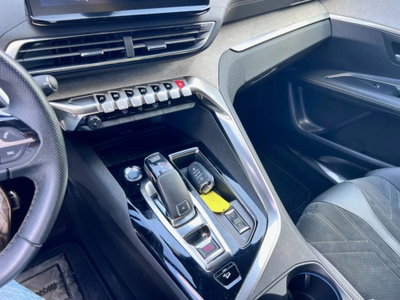 Peugeot 3008 PureTech Turbo 130 S&S EAT8 GT (11)