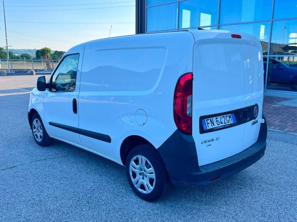 Fiat Doblò Furgone 1.6 MJT 105CV PC-TN Cargo Lamierato SX E5+ (4)