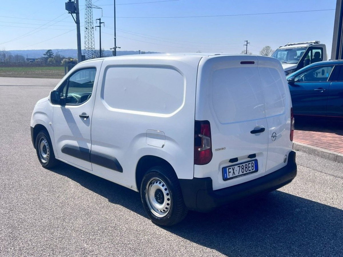 Opel Combo Furgone Cargo 1.6 Diesel 100CV S&S PC 1000kg (4)
