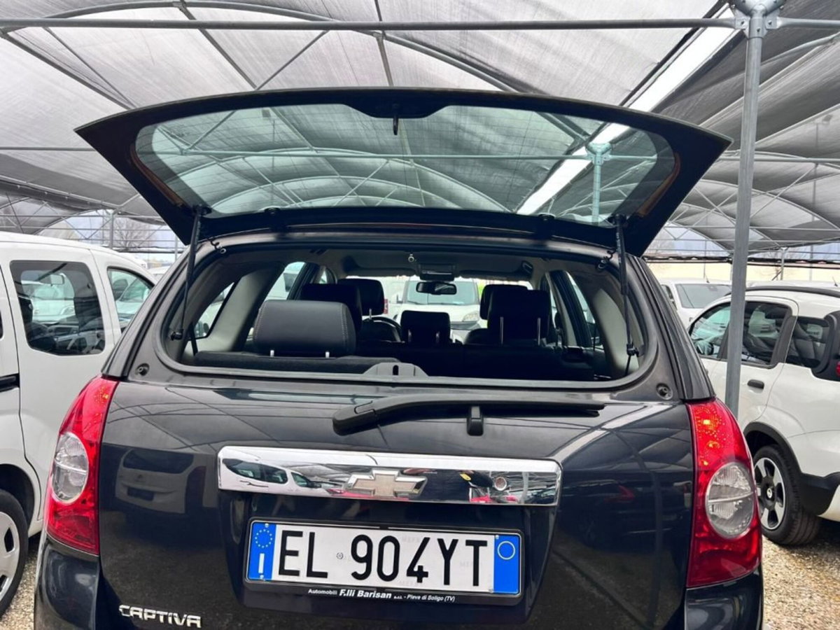 Chevrolet Captiva 2.2 VCDi 163CV 2WD LT (10)