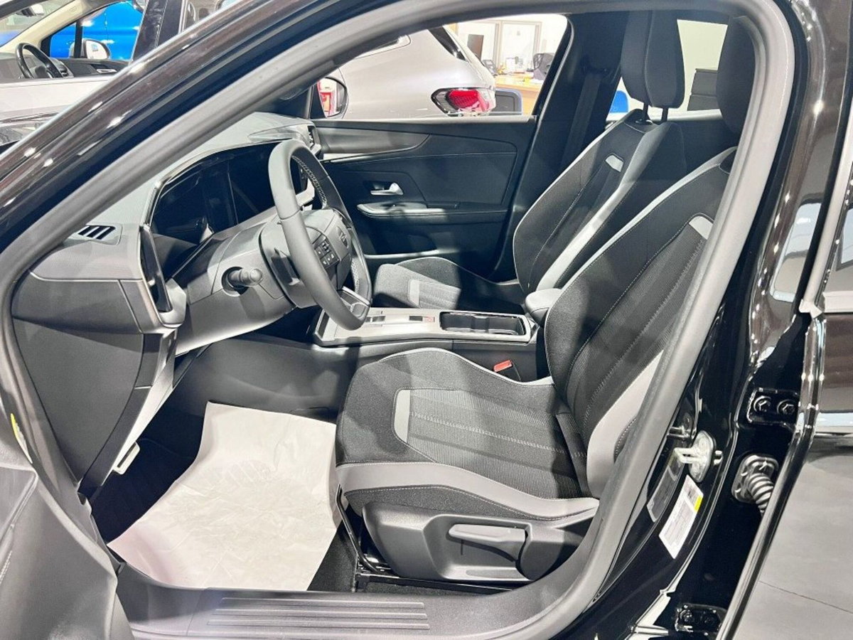 Opel Mokka 1.2 Turbo 130 CV aut. GS Line + (5)