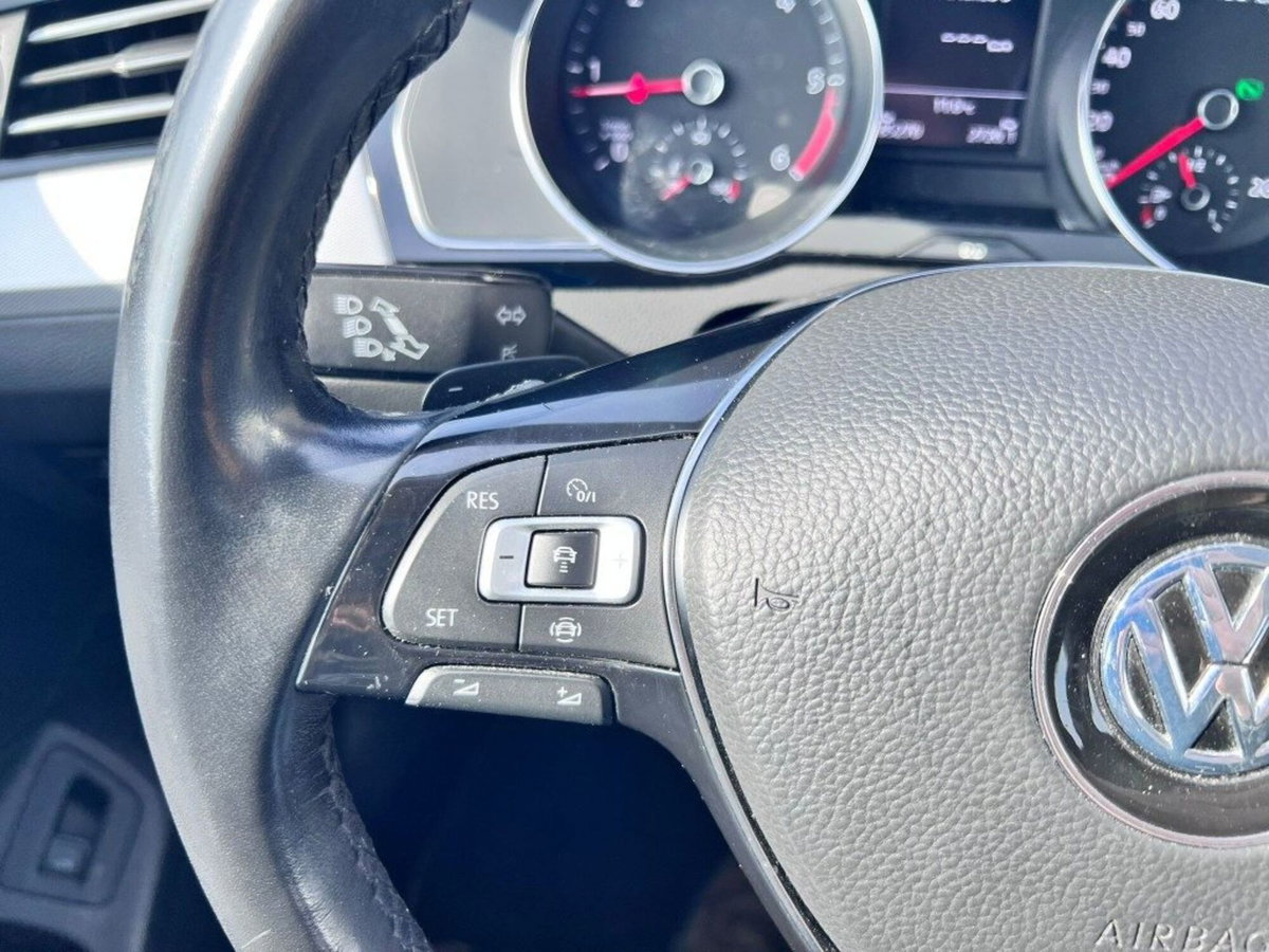 Volkswagen Passat Variant 2.0 TDI DSG Business BlueMotion Tech (16)