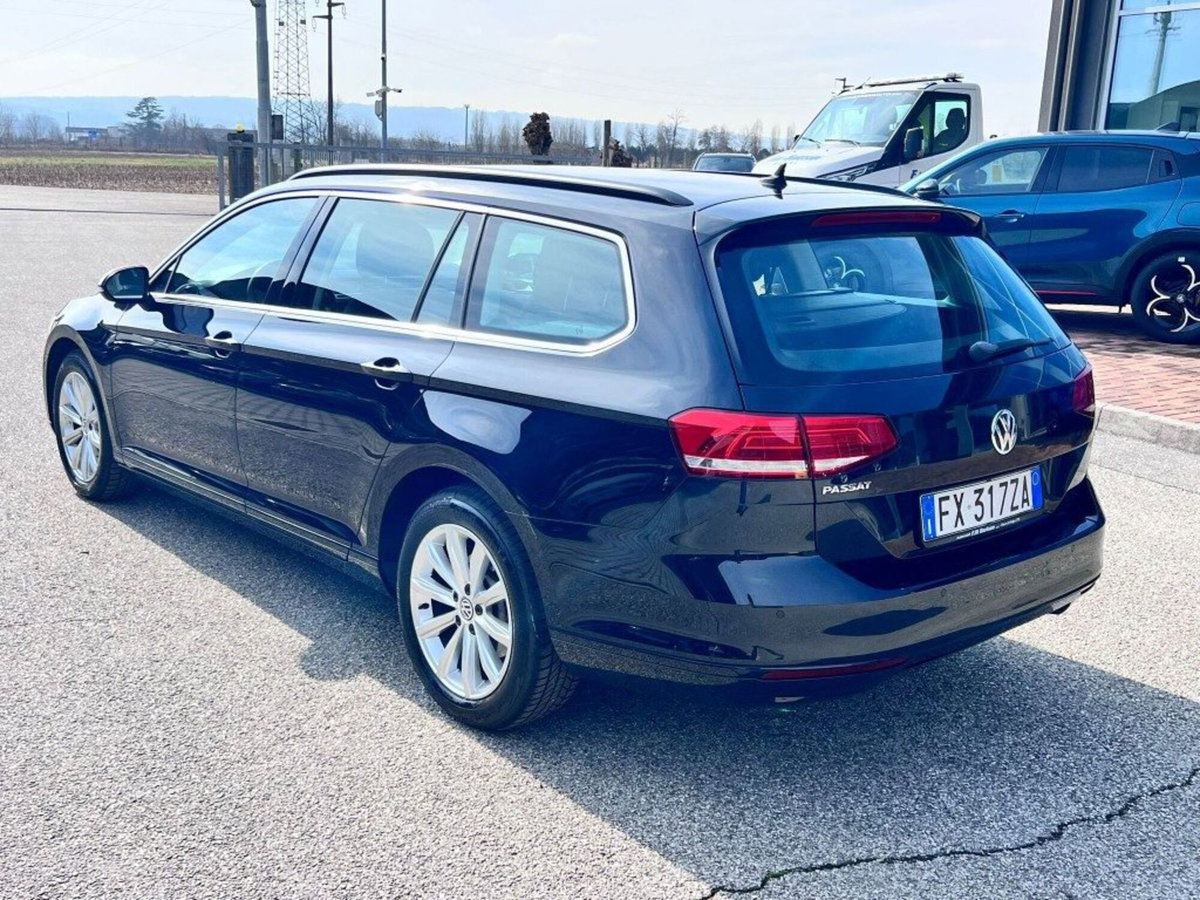 Volkswagen Passat Variant 2.0 TDI DSG Business BlueMotion Tech (4)