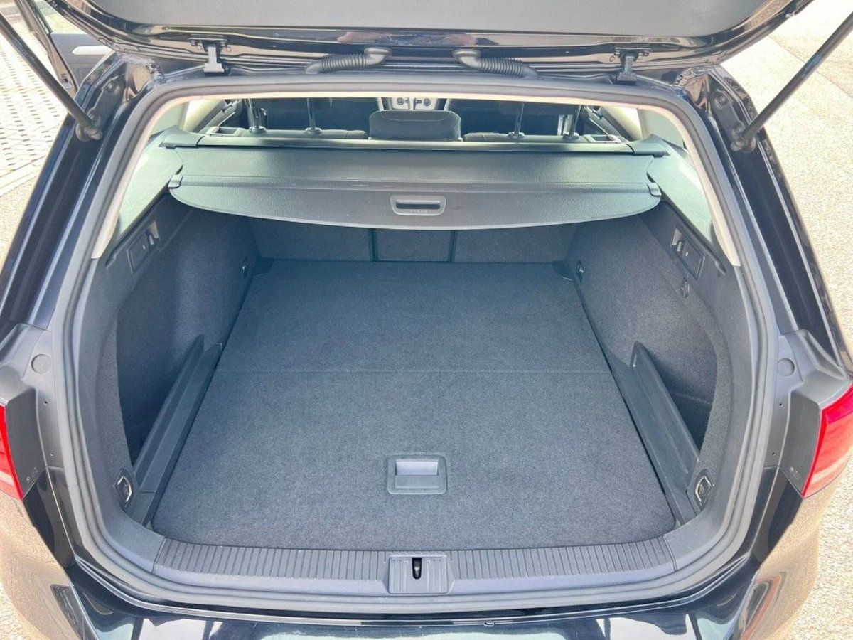 Volkswagen Passat Variant 2.0 TDI DSG Business BlueMotion Tech (7)