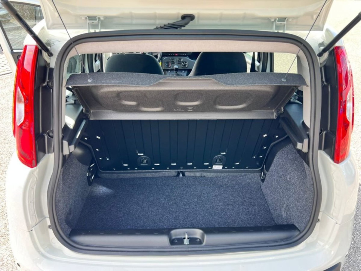 Fiat Panda 1.0 firefly hybrid Icon s&s 70cv (8)