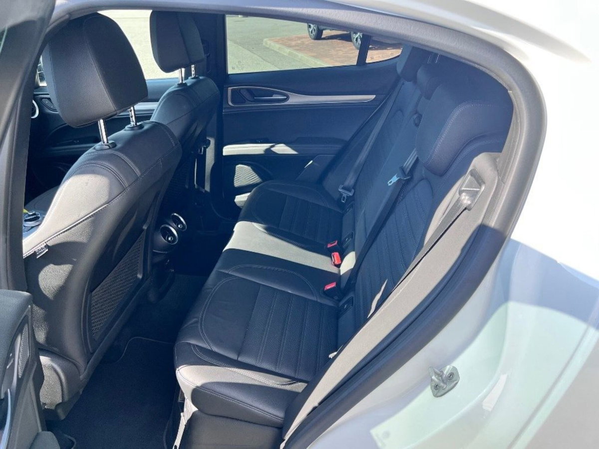 Alfa Romeo Stelvio Stelvio 2.2 Turbodiesel 210 CV AT8 Q4 Veloce Tì (6)
