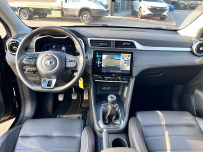 Mg ZS ZS 1.5 Luxury (9)