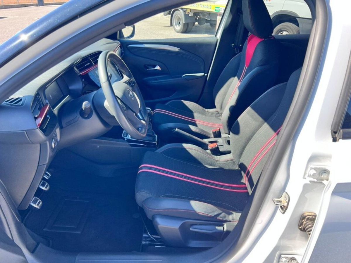 Opel Corsa 1.2 100 CV aut. GS Line (5)