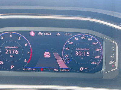 Volkswagen T-Roc 1.5 tsi R-Line dsg (18)