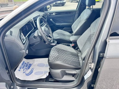 Volkswagen T-Roc 1.5 tsi R-Line dsg (5)