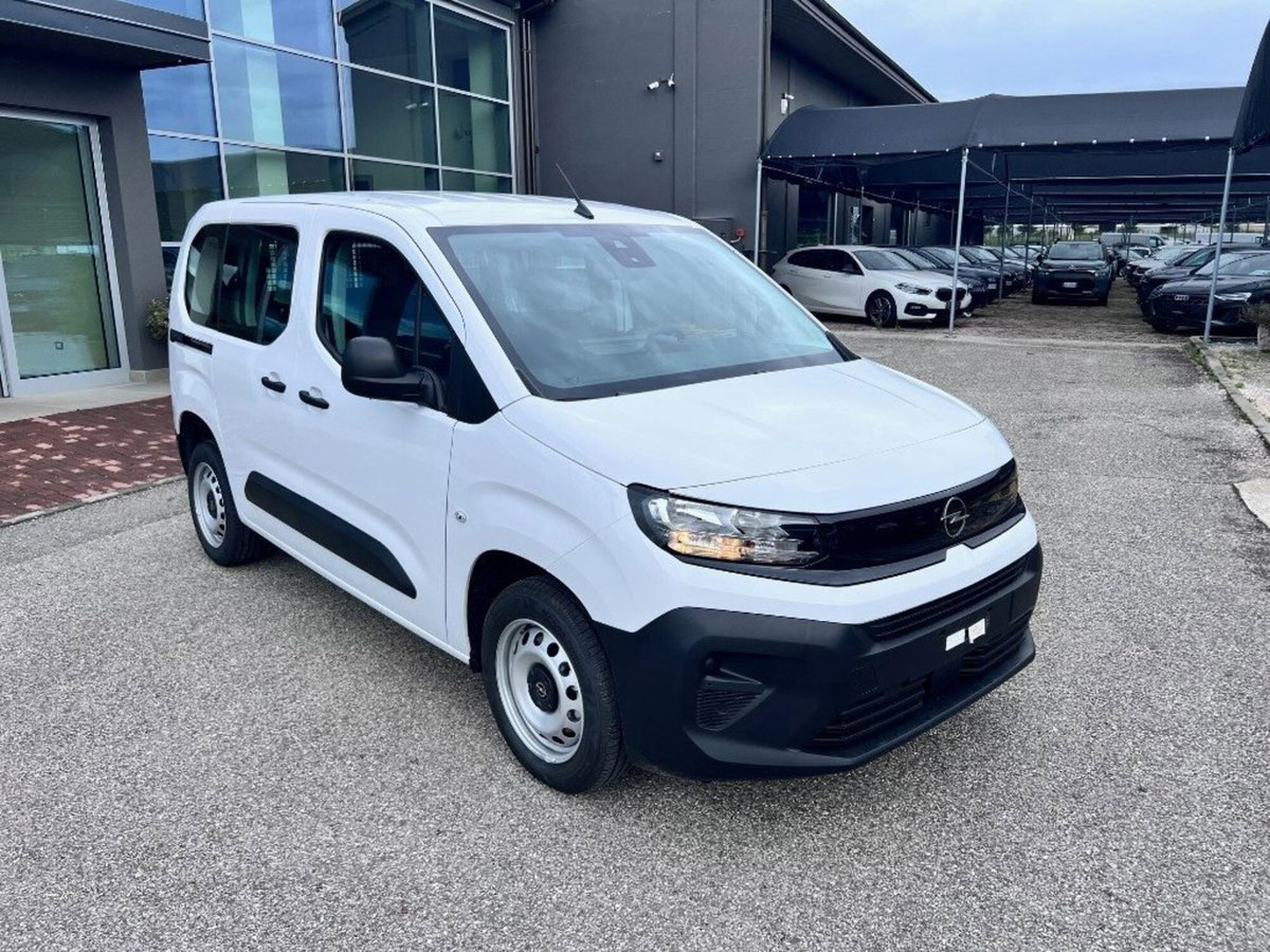 Opel Combo Furgone Cargo 1.5 Diesel 100CV PL-DC 850kg (2)