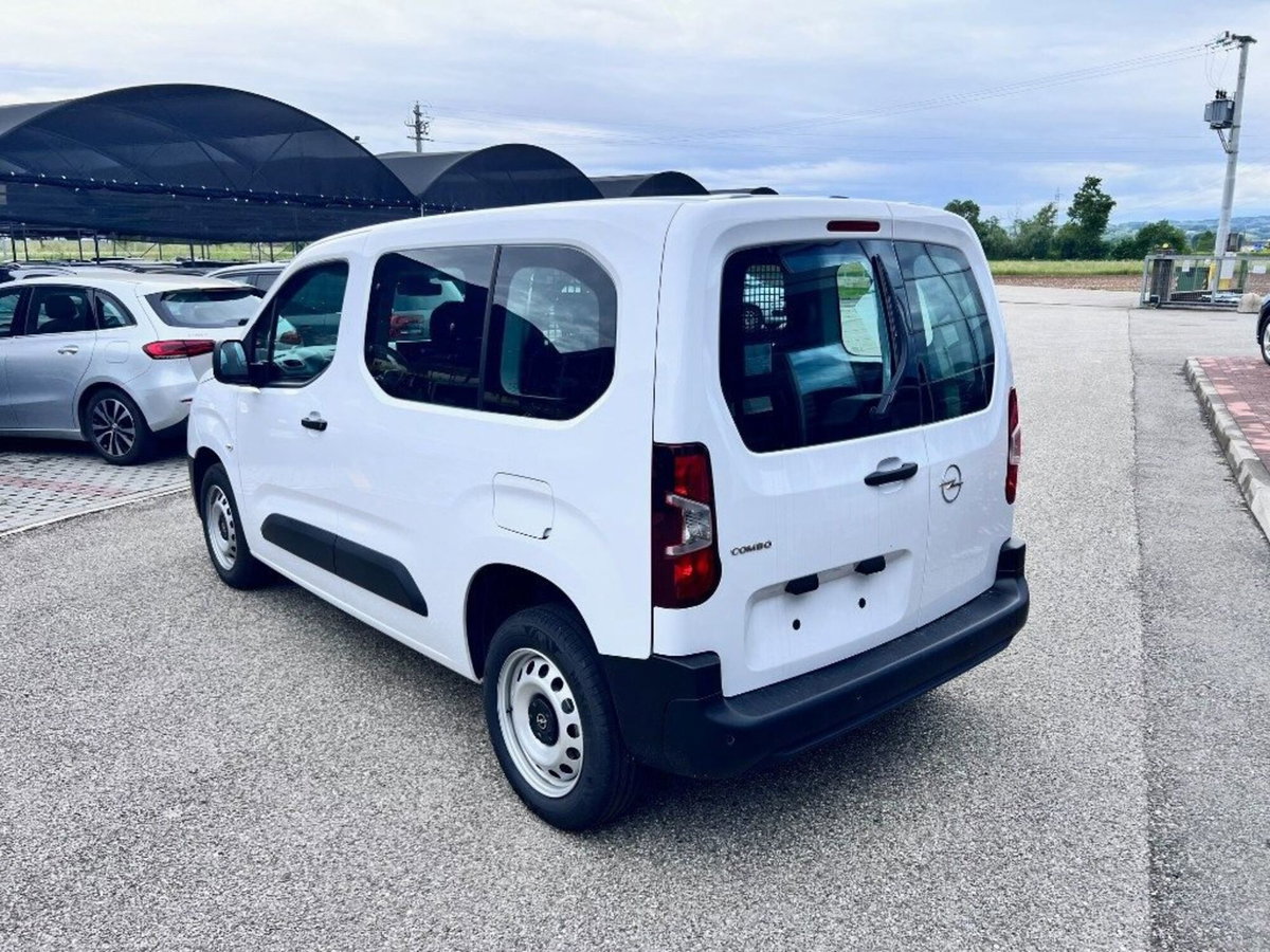 Opel Combo Furgone Cargo 1.5 Diesel 100CV PL-DC 850kg (4)