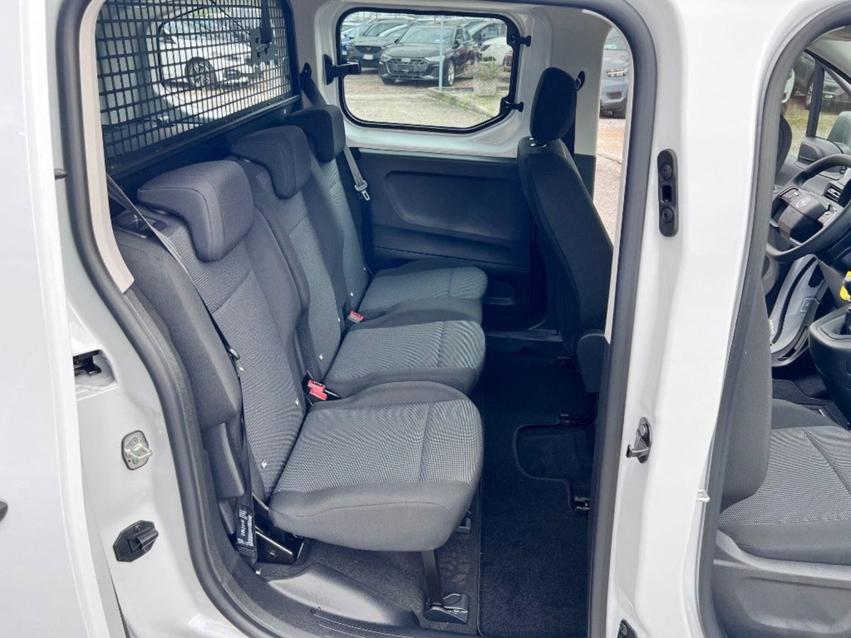 Opel Combo Furgone Cargo 1.5 Diesel 100CV PL-DC 850kg (7)